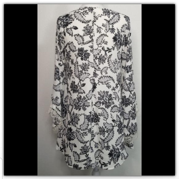 ASTR the label dress - Picture 2 of 4